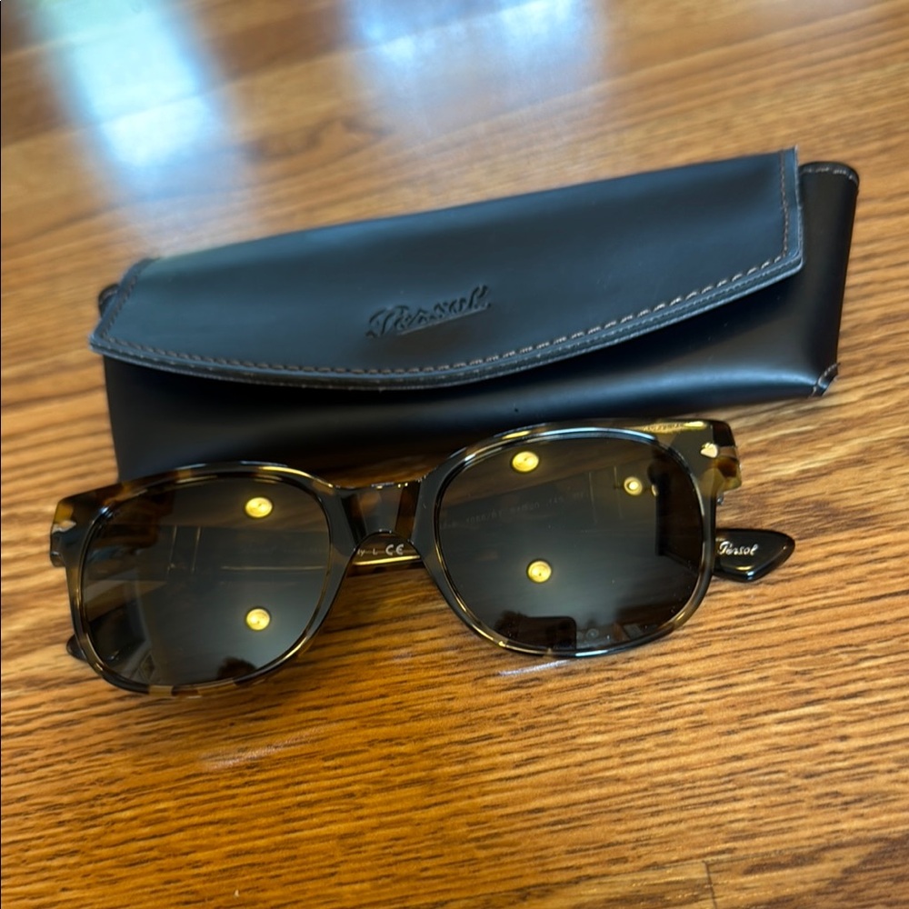 Persol PO3257S Tortoise Brown NWOT